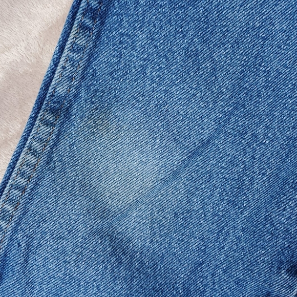 Classic Fit Jeans - Picture 3 of 3